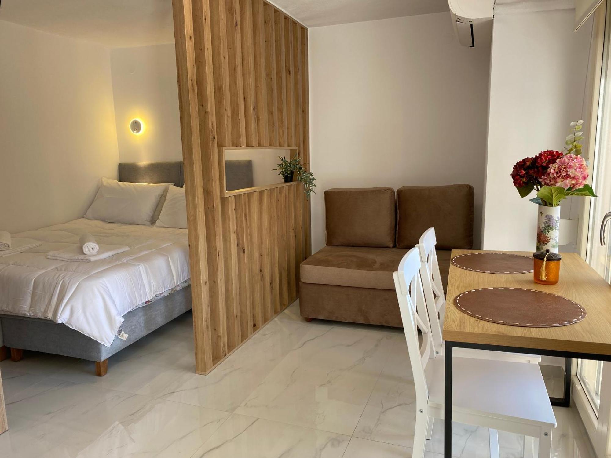 White Apartment Kavála ภายนอก รูปภาพ
